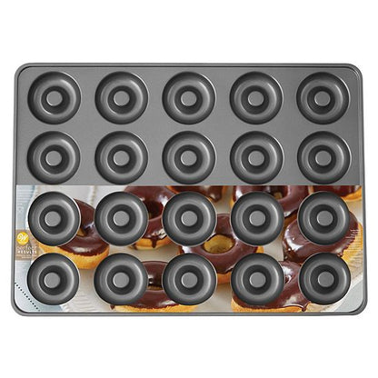  Wilton Perfect Results Non-Stick 20-Cavity Donut Baking Pan