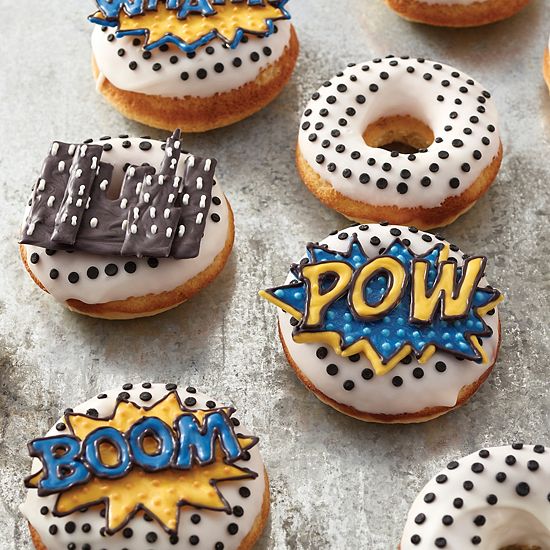  Wilton Perfect Results Non-Stick 20-Cavity Donut Baking Pan