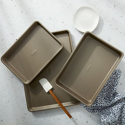  Bakersville Textured Carbon Steel 3-Piece Bakeware Set