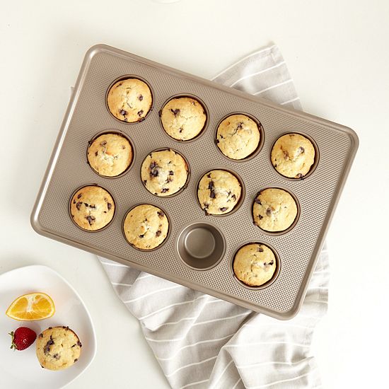  Bakersville Textured Carbon Steel 12-Cup Muffin Pan