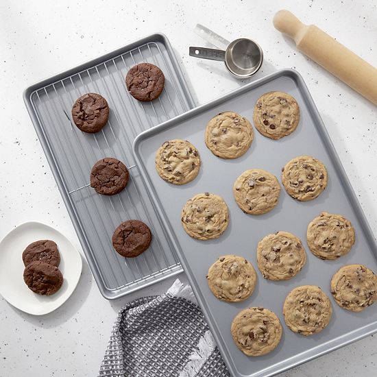  Bakersville Carbon Steel 3-Piece Bakeware Set
