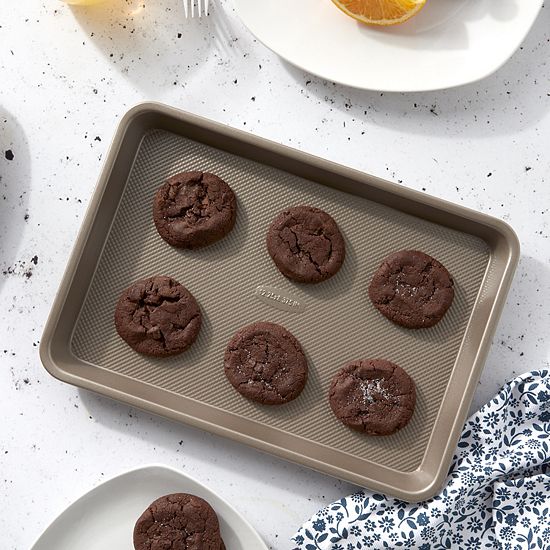  Bakersville Carbon Steel Textured Cookie Sheet 12.25" X 8.375"